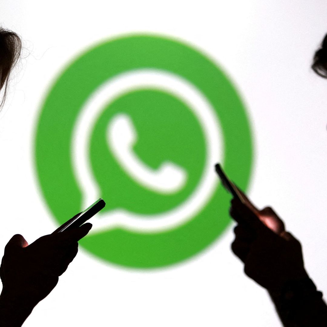 Usuarios de la app de mensajería instantánea WhatsApp. Foto: Reuters